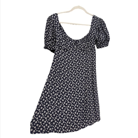 Sequin Hearts Women's Floral A-Line Dress Navy with Puff Short Sleeves XS - Picture 3 of 12